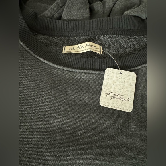 Free People Camden Oversized Pullover Size: S in Black - Picture 4 of 8